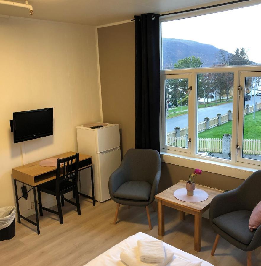 Double or Twin Room with Private Bathroom